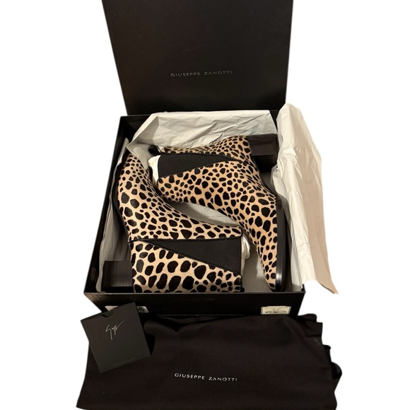 Giuseppe Zanotti Leopard Print Booties - Picture 15 of 15